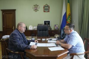Мельниченко потребовал соблюдать сроки ремонта учреждений культуры в регионе