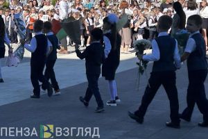 Пензенских школьников могут обязать носить форму в стиле императорской России