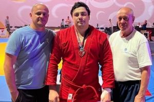 Пензенец завоевал серебро на Кубке мира по самбо