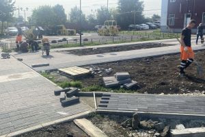 В Бессоновке продолжается благоустройство зоны отдыха у дома культуры