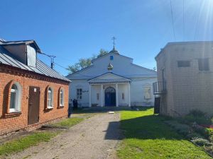 Житель Пензенской области обокрал Мордовскую церковь, проникнув туда через окно