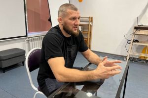 Пензенцы встретились с тренером сборной России по ММА Георгием Емельяновым