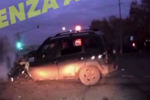 Опубликован момент жесткой аварии с участием фуры и «Нивы» под Пензой