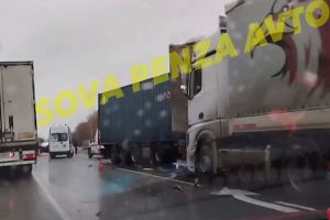 Опубликовано видео с места серьезной аварии в Спасском районе