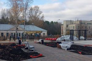 В сердобском сквере «Семья» установили новую спортивную площадку