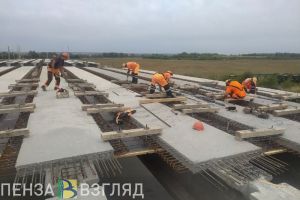 Стало известно, представители каких профессий чаще всего матерятся на работе