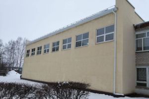 Спортзал в школе села Студенки ремонтируют с опережением графика