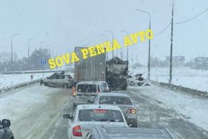 В Мокшанском районе произошло серьезное ДТП с участием трех машин