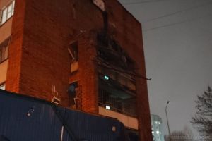 Опубликованы фото с места обрушения балконов на проспекте Строителей в Пензе