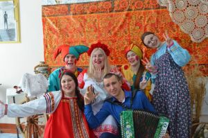В пензенском колледже отметили День русских традиций