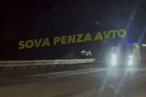 На место аварии в пензенской Сосновке приехала скорая