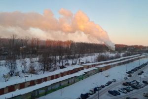 На окраине Пензы сняли видео с горящим частным домом
