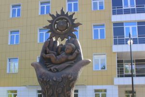С 1 февраля при рождении ребенка семьям выплатят почти по 27 тысяч рублей