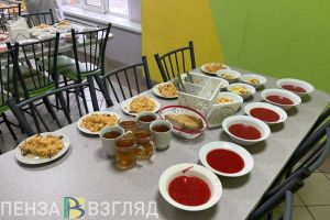В пензенском лицее №2 проверили качество питания школьников