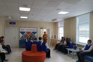 В Пензенском центре крови прошел урок для десятиклассников