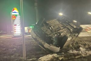 В Заречном опрокинулся на крышу автомобиль