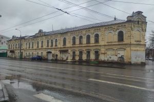 В Пензе оценили состояние объекта культурного наследия на улице Суворова