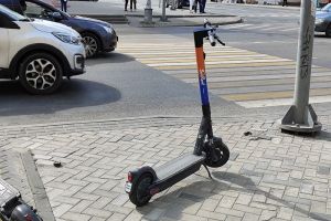 «Новая тема»: на уроках ОБЖ в российских школах ученикам хотят рассказать про правила передвижения на электросамокатах