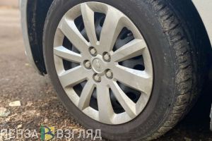 В Кузнецке сын украл у отца четыре колеса