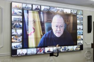 Мельниченко поручил развивать школьные психологические службы