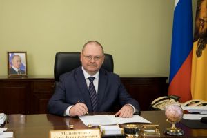 Мельниченко поздравил сотрудников военных комиссариатов