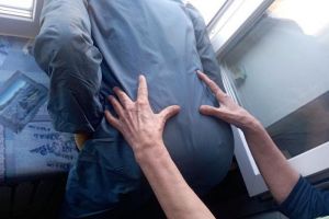В Никольском районе женщина сбросила знакомую из окна и забила насмерть