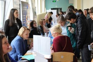 В Пензенской области 3,7 тысячи человек посетили ярмарку «Работа России»