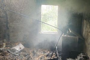 Следователи выясняют обстоятельства смерти мужчины при пожаре в Мокшанском районе