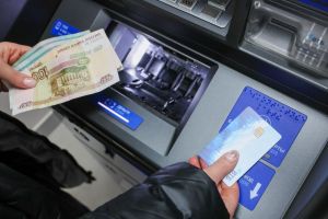 Клиенты ВТБ оформили социальные выплаты на 129 млрд рублей через мобильный банк