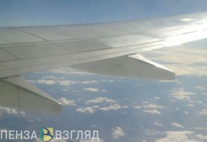 У летевшего на Пхукет самолета неподалеку от Пензы треснуло стекло