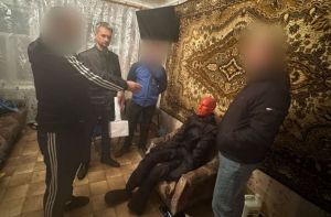 В Кузнецке рецидивист убил мужчину и спрятал тело в гараже