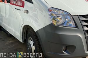 В Пензе на улице Московской автомобилист влетел в дерево
