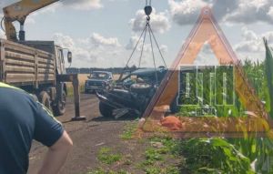 В Колышлейском районе в ДТП машина превратилась в груду металла