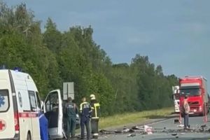 Жесткая авария в Пензенской области: раскурочило легковую машину