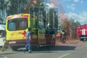 Опубликованы кадры с места серьезной аварии с пострадавшими под Пензой