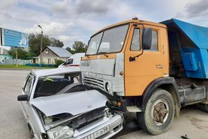 В Городищенском районе мужчина погиб при столкновении с «КамАЗом»