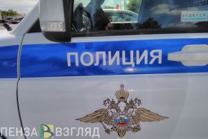 Мужчину, избившего главу Каменского района, доставили в полицию