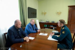 Мельниченко поздравил ветерана СВО с победой на дополнительных выборах в Гордуму