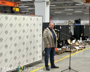 Мельниченко посетил производство электронасосных агрегатов в Пензенском районе