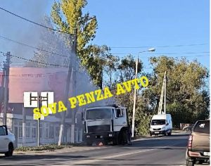 В Бессоновке загорелся грузовик