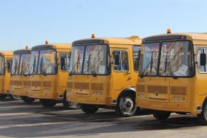 В школы Пензенской области передали 12 новых автобусов