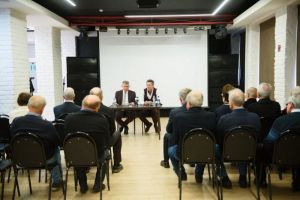 Алексей Костин провел встречу с почетными гражданами Заречного