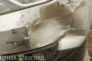 В двух ДТП в Бессоновском районе машины наехали на препятствия