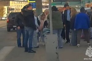 Опубликовано видео спасения двухлетней девочки в Кузнецке