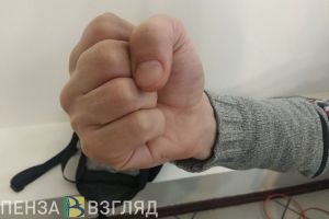 В Пензе мужчина попытался задушить возлюбленную из-за подозрения в измене