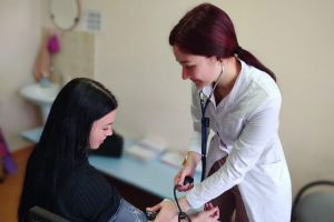 В поликлинику Сердобской ЦРБ трудоустроился врач-терапевт