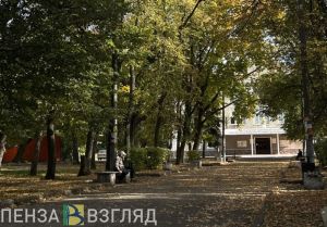 Пензенцам объяснили причину появления ограждения в сквере Дзержинского
