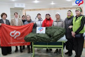 ОСФР по Пензенской области передало волонтерам материалы для плетения масксетей