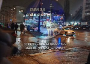 На ул. Кижеватова в Пензе сбили доставщика еды