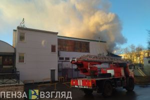 Опубликовано видео тушения пожара в ТЦ «Фортуна»